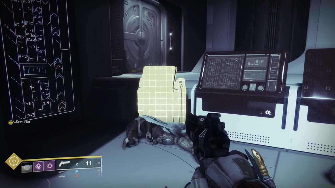 The Scanner augment shows which console to hack.