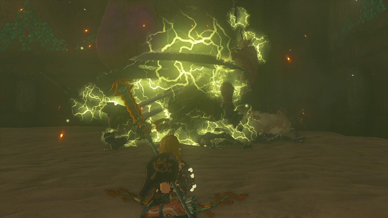 Lightning-infused shots from Riju will make quick work of your foe.