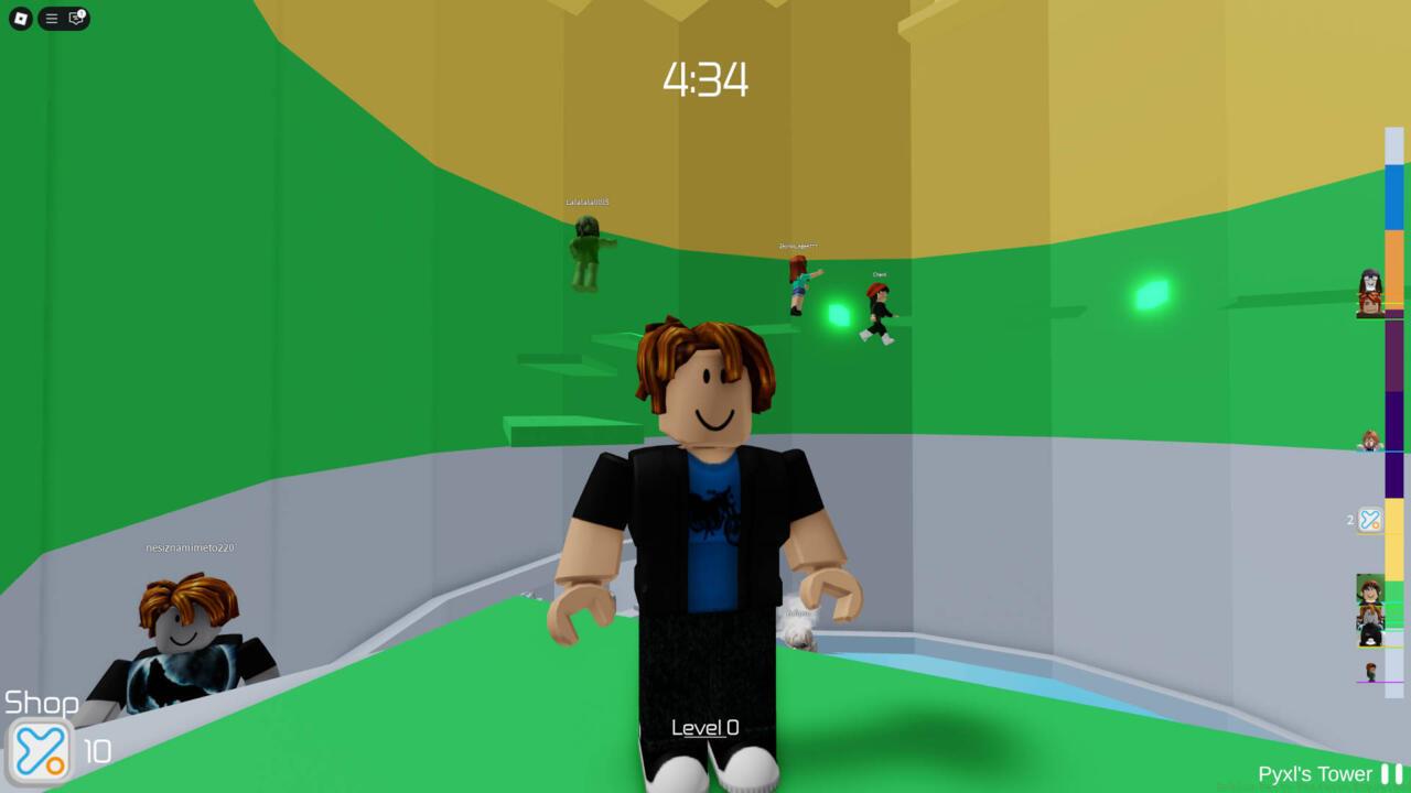 One of the many experiences you can play with friends is Tower of Hell, as you can see who can get up the course the highest as quickly as possible.