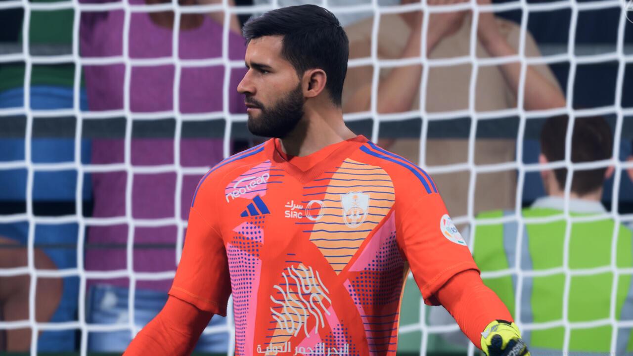 Personalised camera settings make all the difference in online competitive Ultimate Team games, so spend your time learning what works for you.